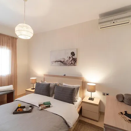 Dom wakacyjny Front Jenadi